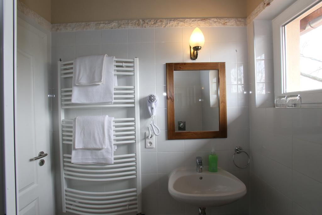 Aurora Panzio Bed and Breakfast Bük Eksteriør billede